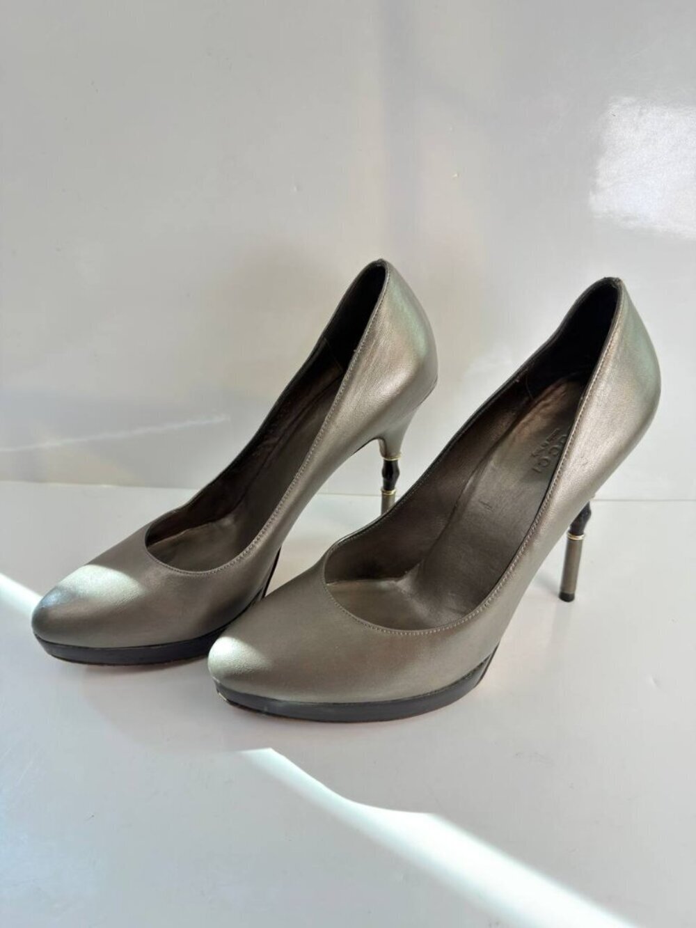 Gucci Metallic Gunmetal Gray Leather High Heel Pumps - Picture 4 of 16